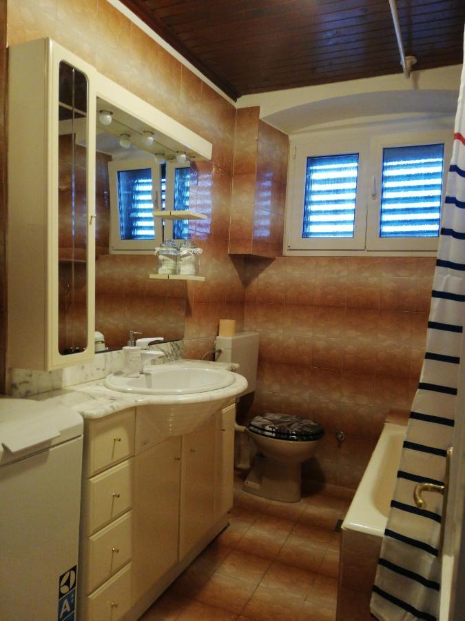 Apartman R&R,3 Room Apartman In The Center シベニク エクステリア 写真