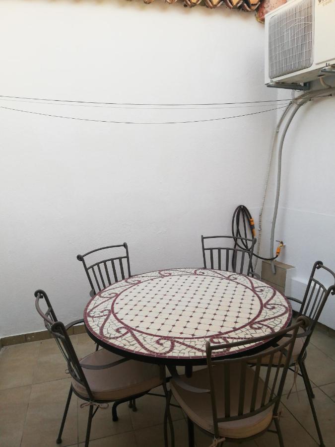 Apartman R&R,3 Room Apartman In The Center シベニク エクステリア 写真